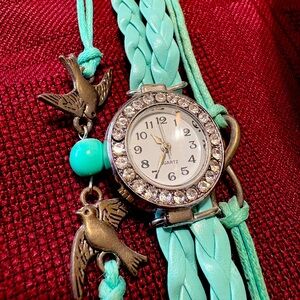 Vintage blue braided strap watch